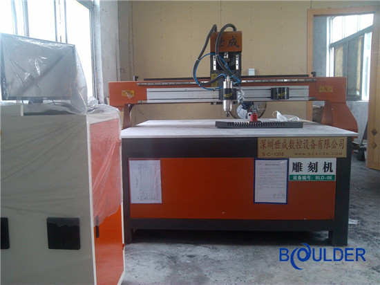 數(shù)控雕刻機(jī)